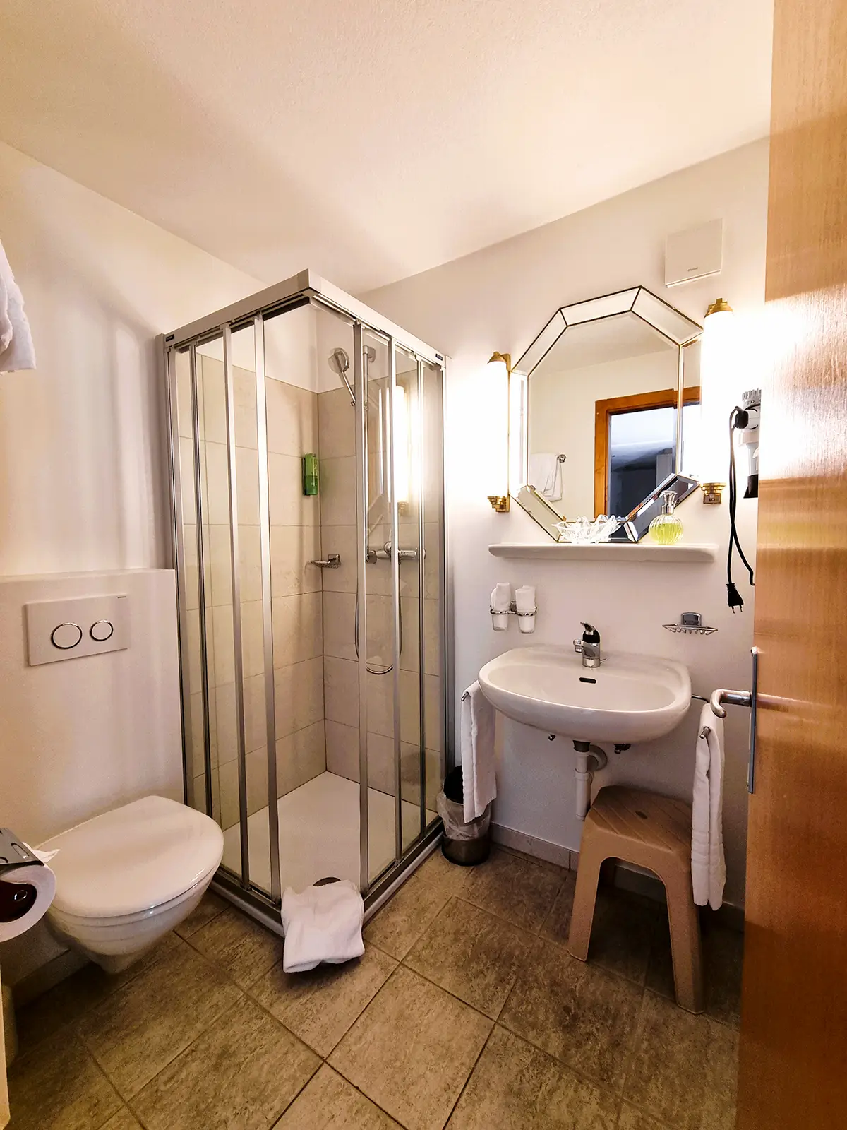 Guesthouse berggeist doppelzimmer nord 03